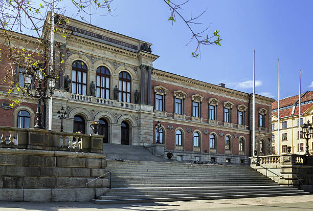 universidade de uppsala - sweden nobody building exterior architectural feature imagens e fotografias de stock