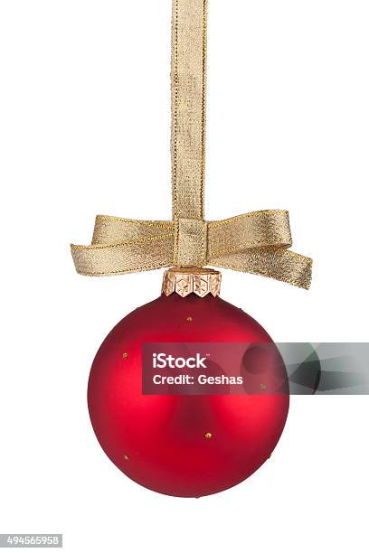 Foto de Bola Vermelha De Natal Com Fita Dourada Penduradas e mais fotos de  stock de Bola de Árvore de Natal - Bola de Árvore de Natal, Fita, Pendurar  - iStock