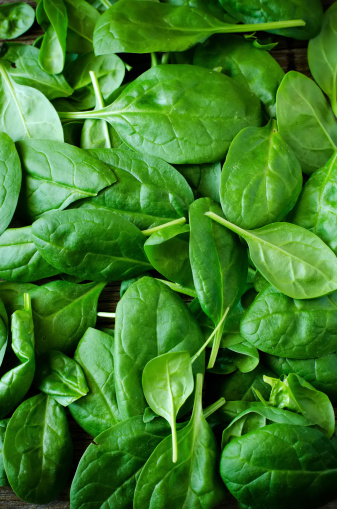 a bunch spinach leaves. toning