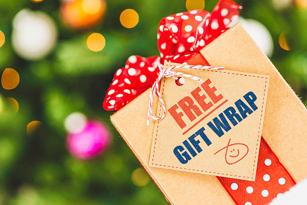 istock Free gift wrapping promotion for Christmas 494605620