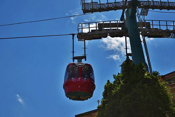 funivia di taormina - southern europe public transportation international landmark local landmark foto e immagini stock