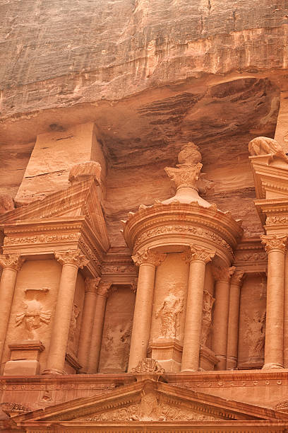 istock The urn atop Treasury in Petra, Jordan 494661208