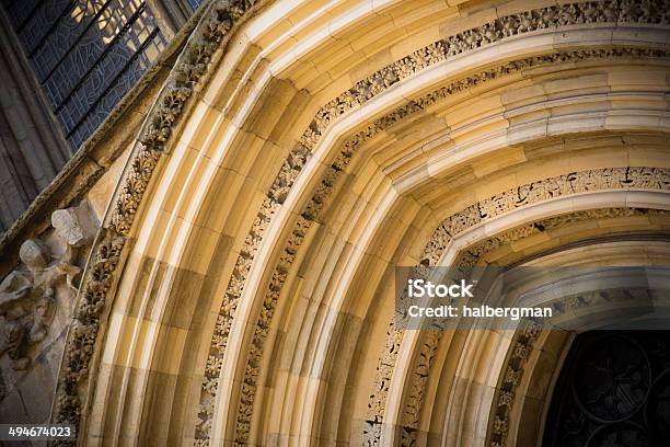 Gotische Arch In York Minster Stockfoto und mehr Bilder von Außenaufnahme von Gebäuden - Außenaufnahme von Gebäuden, York - Nord-Yorkshire, Architektonisches Detail