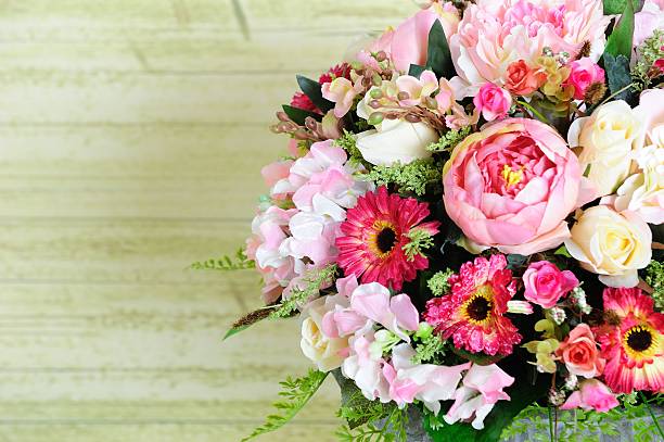 istock Flowers in a Vase 494675315