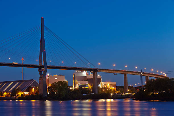 istock Hamburg - Koehlbrand Bridge in the evening 494677123