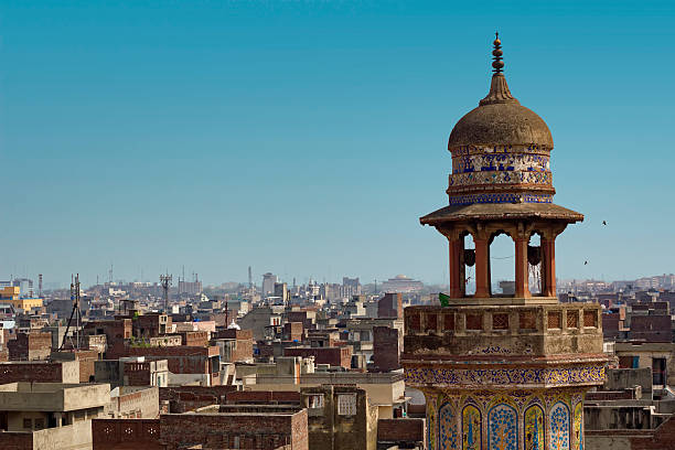 Wazir Khan Mosque Details of the beautiful Wazir Khan Mosque in the old city center of Lahore, Pakistan lahore pakistan photos stock pictures, royalty-free photos & images