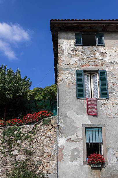 istock Old italian house 494759226