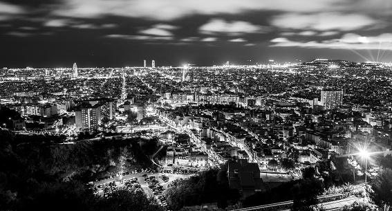 barcelona at night black and white