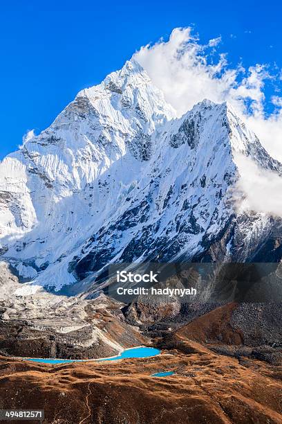 Ama Dablamw Himalajach Zakres - zdjęcia stockowe i więcej obrazów Ama Dablam - Ama Dablam, Azja, Bez ludzi