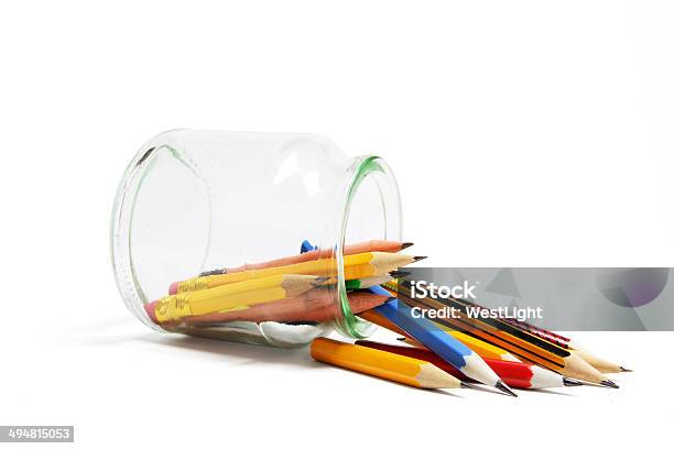 연필 및 유리 용기 날카로운에 대한 스톡 사진 및 기타 이미지 - 날카로운, 납, 다양