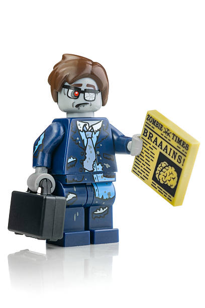 зомби бизнесмена lego мини-фигуры - figurine small plastic businessman стоковые фото и изображения