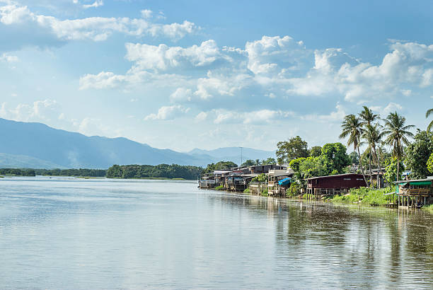 istock Communities living along the Ping River in Tak district. 494893587