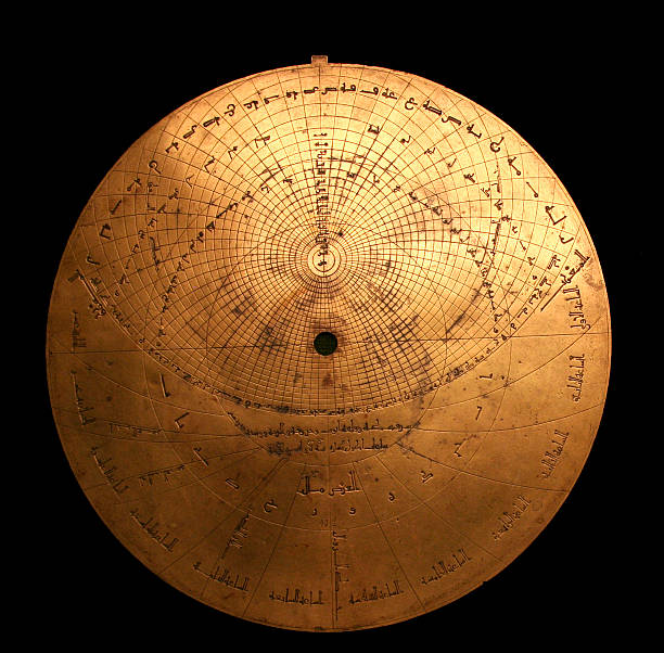 средневековый арабский астролябия - al andalus стоковые фото и изображения