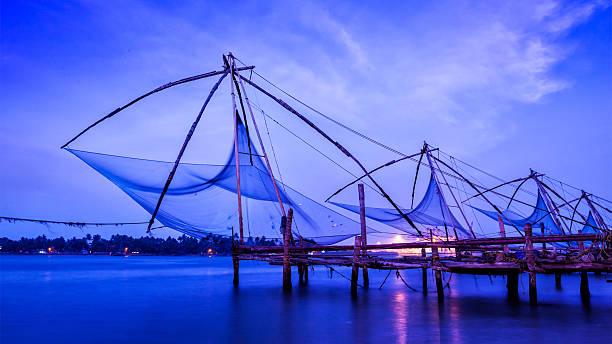 istock Chinese fishnets on sunset. Kochi, Kerala, India 494918302