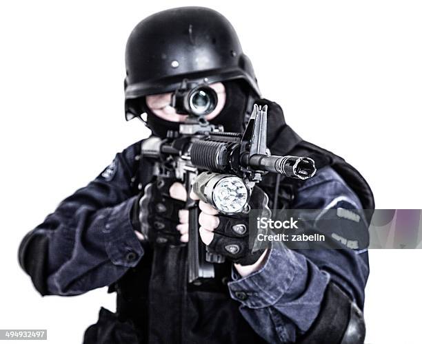 Swat Officer - zdjęcia stockowe i więcej obrazów Agresja - Agresja, Antyterroryzm, Autorytet