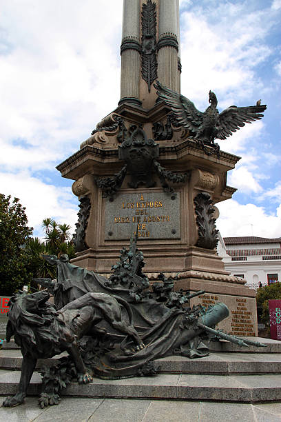 istock Ecuador: Los Heroes Diez Agosto 1809 Statue in Quito 494960191