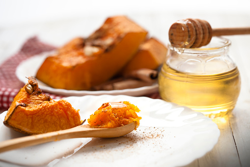 Roasted pumpkin with cinnamon and honey