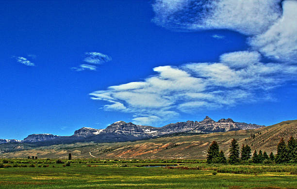 istock Dubois Wyoming Absaroka Mountains 494995546