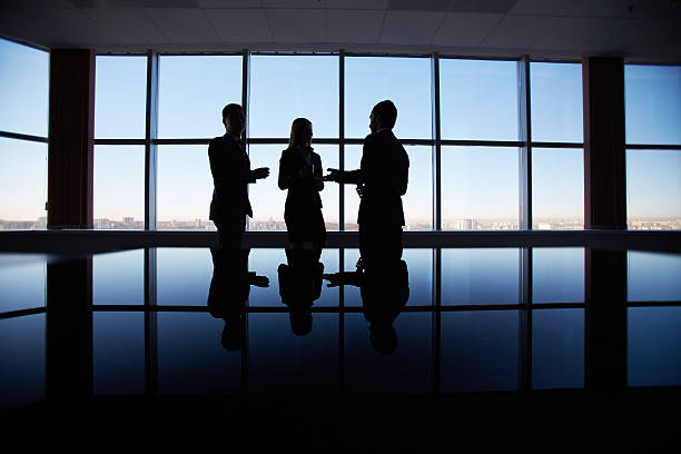 istock Outlines of colleagues 495010287