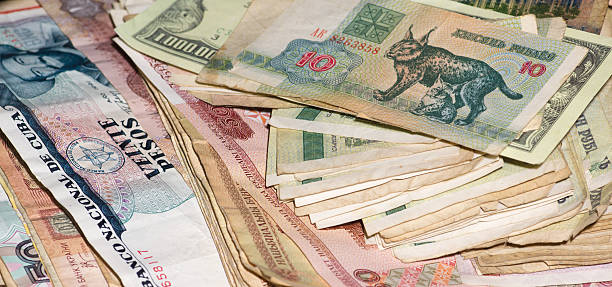 currency of the different countries of the world - qatar senegal stok fotoğraflar ve resimler