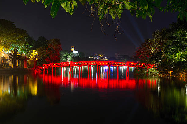 istock The Huc bridge in Hanoi, Vietnam 495040652