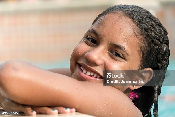 Lächeln Kleine Mädchen Stockfoto und mehr Bilder von 10-11 Jahre - 10-11 Jahre, Afrikanischer Abstammung, Afro-Karibischer Abstammung