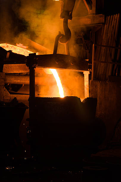 istock Stream of Hot Liquid Metal 495077478