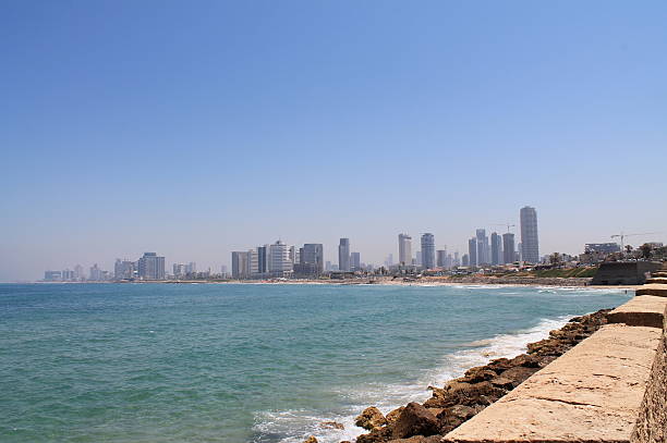 istock embankment of Tel-Aviv 495079446