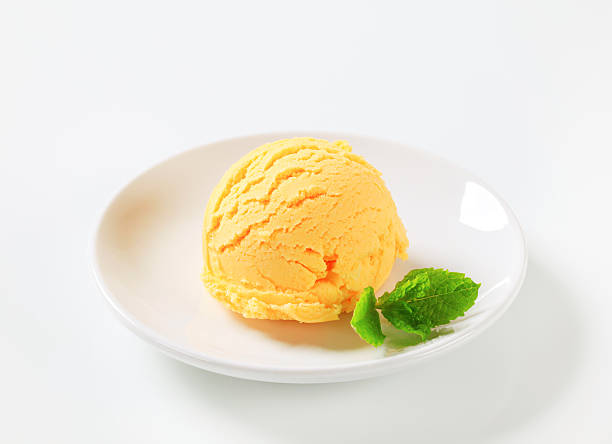 istock Scoop of yellow ice cream 495109634