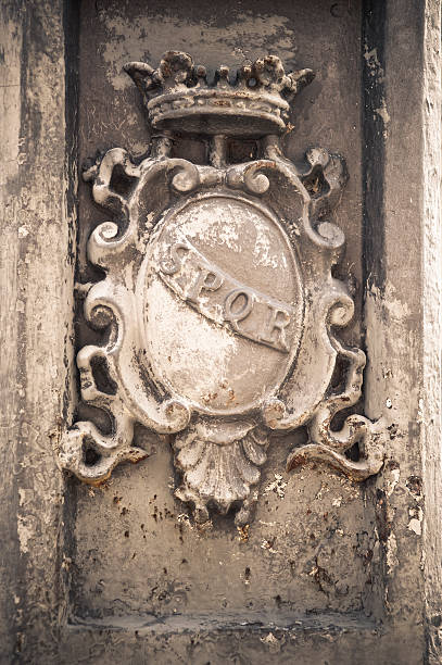 istock SPQR - Roman imperial symbol 495113286