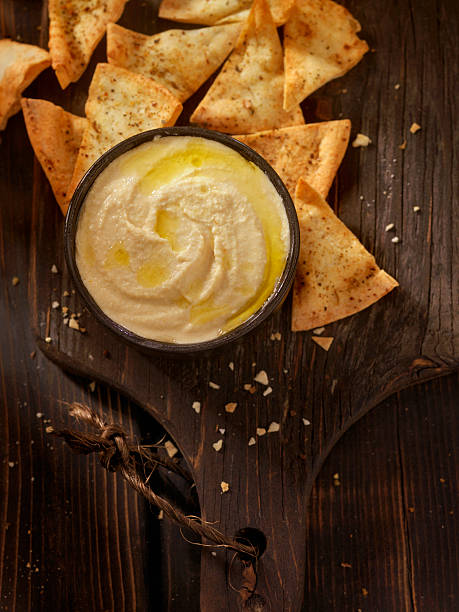 istock Hummus with Baked Pita Chips 495117544