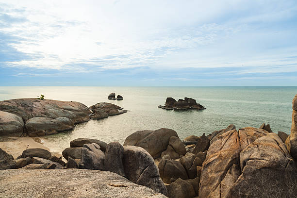 istock Beach Grandfather Rock 495141074