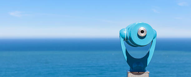 панорама биноклей и видом на океан - looking at view water sea blue стоковые фото и изображения