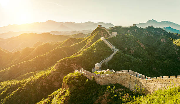grande muraille de chine - tourist travel china great wall of china photos et images de collection
