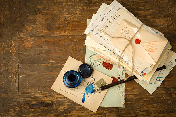 istock Ink well and fountain pen 495175866