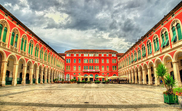 istock View of Republic Square in Split - Croatie 495188348
