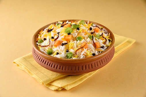indian pulav, vegetales arroz, veg biryani, arroz basmati photo