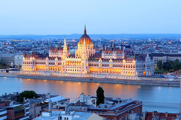 istock Government of the Evening 495204156