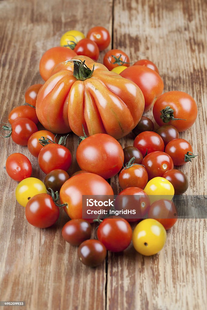 Tomates - Foto de stock de Alimento libre de derechos