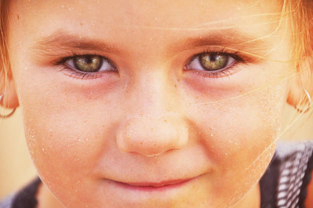 face of маленькая девочка - adoption family multi ethnic group human teeth стоковые фото и изображения