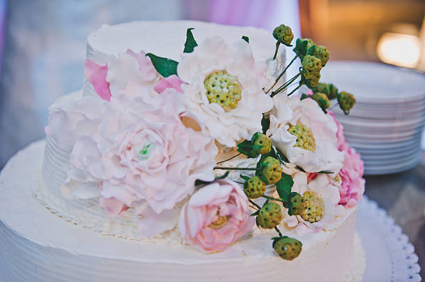istock Cake decoration in form of flowers 495243488