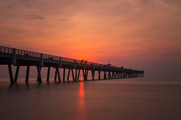 istock Jacksonville Beach Pier Sunrise 495271340