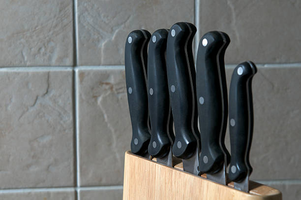 istock set of kitchen knifes 495307011