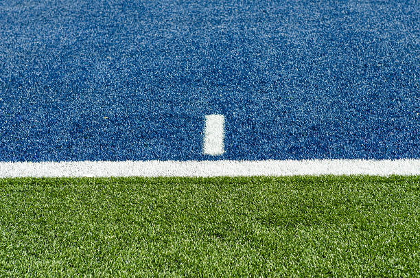 fałszywa darń - football field artificial turf end zone turf zdjęcia i obrazy z banku zdjęć