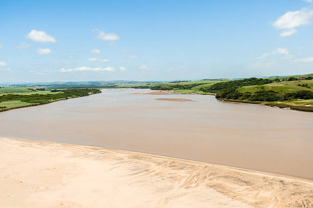 flying paisaje de boca del río - tugela river fotografías e imágenes de stock