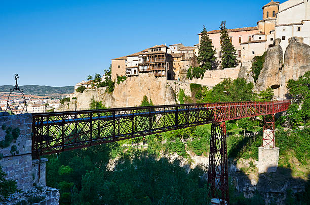 istock Red footbridge - Cuenca in Spain 495351671