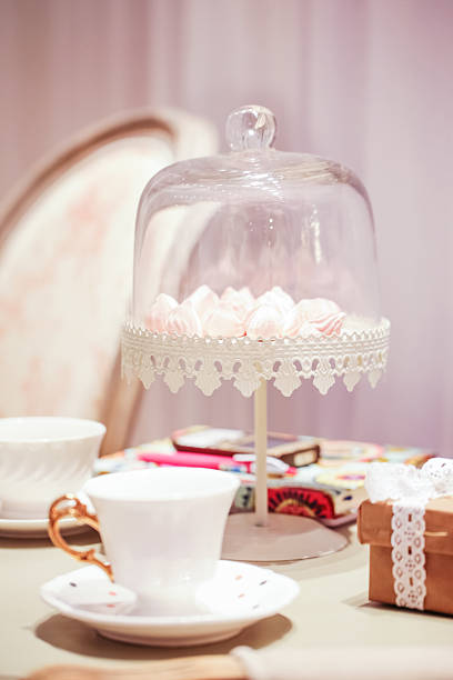 istock Meringue on glass stand 495388028