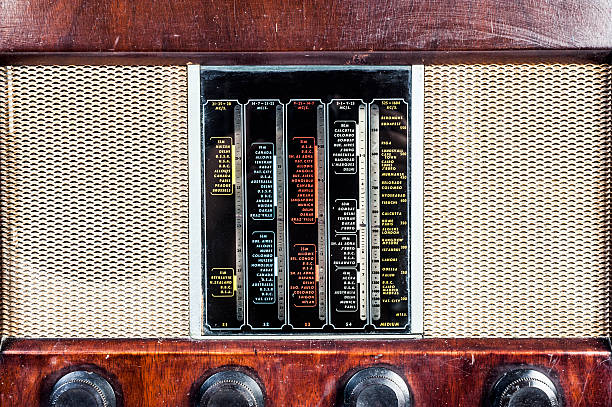 istock old classic radio vintage isolated 495443216