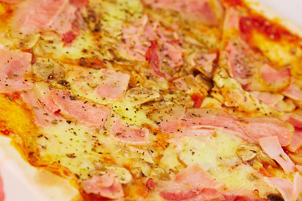 istock pizza with ham and mushrooms 495484152