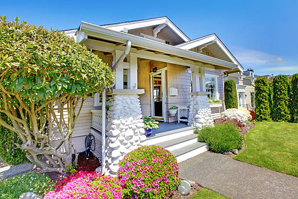 istock Beautiful entrance porch 495509039